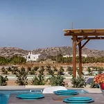 Bamboo Naxos Vila