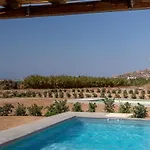 Bamboo Naxos Vila *