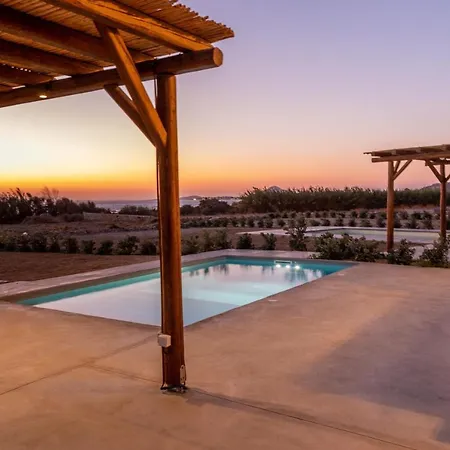 Bamboo Naxos * Mikri Vigla