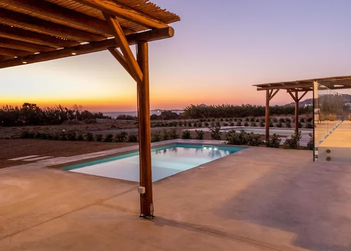 Bamboo Naxos * Mikri Vigla