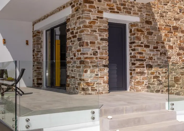 Bamboo Naxos Mikri Vigla