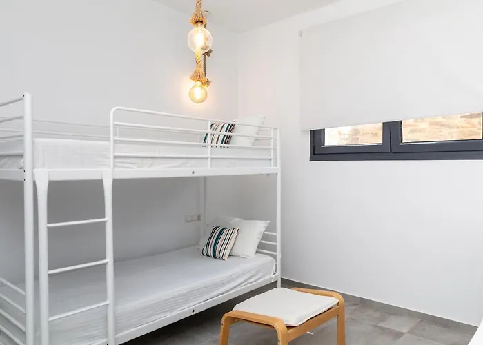 Bamboo Naxos * Mikri Vigla