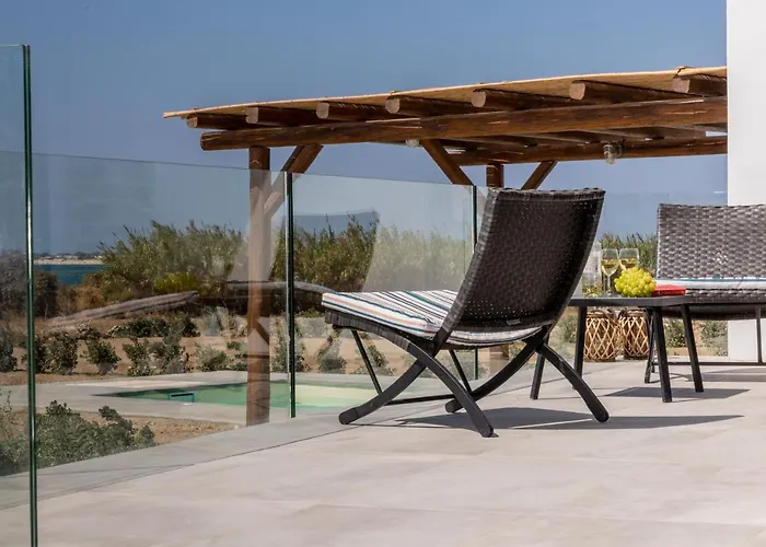 Bamboo Naxos Villa *