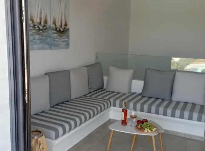 Bamboo Naxos Villa Mikri Vigla